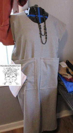 Custom Basic Dress With Forward Pockets