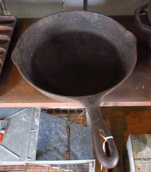 10" Cast Iron Skillet Fryer #2