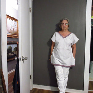 White Tunic Top With High Waist And Purple Trim