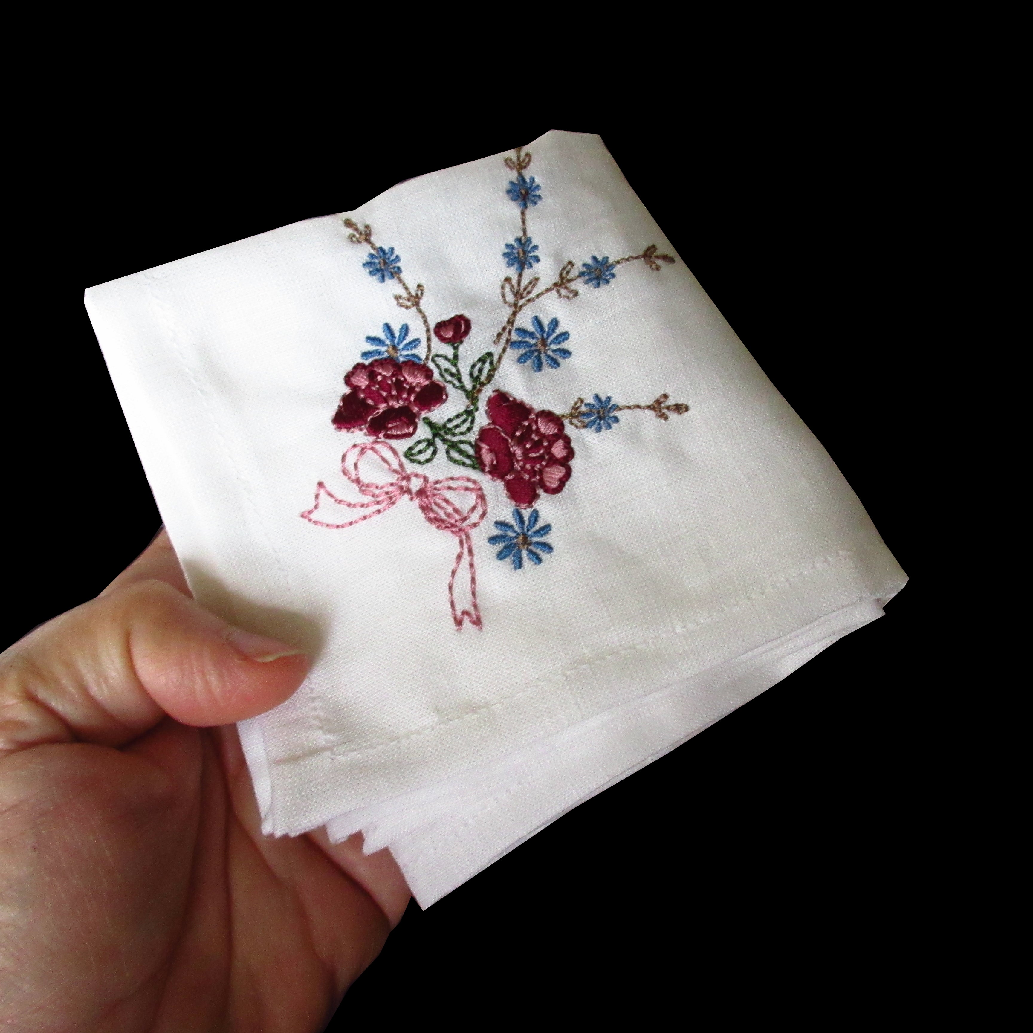 Embroidered hot sale linen handkerchiefs